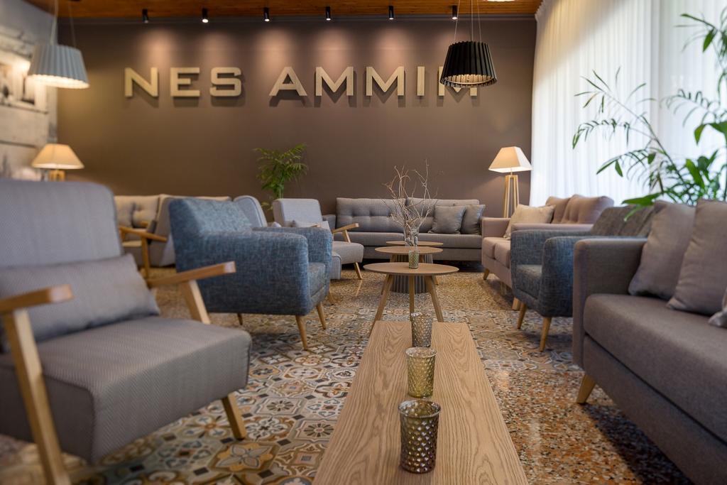 Nes Ammim Hotel Extérieur photo